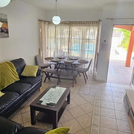 فيلة Verano Brisa Private Golf *